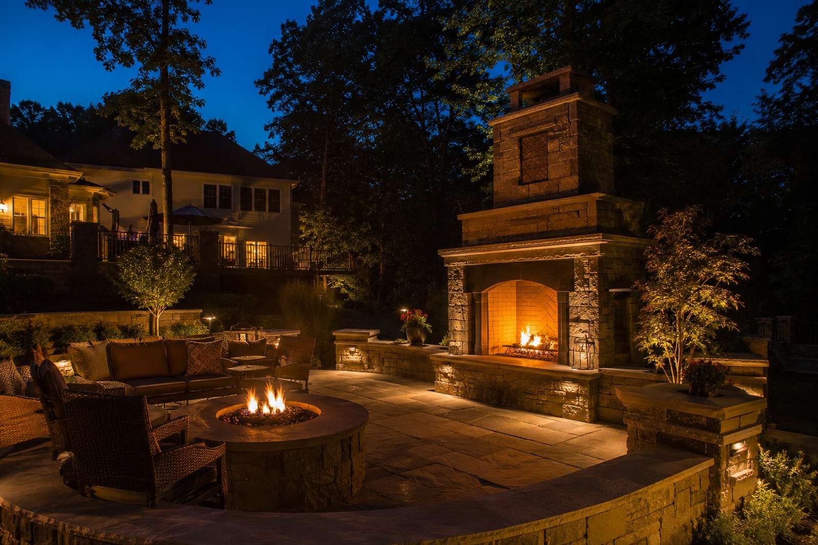 Fire Pits vs. Outdoor Fireplaces: Which is Best for Your Maryland Summer Nights?